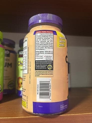 Жеке буюмдар: Кальций + D3, Сөөктөр үчүн, Kirkland Signature, Чоңдор үчүн, АКШ, Чайнама мармеладдар, Жаңы — 3