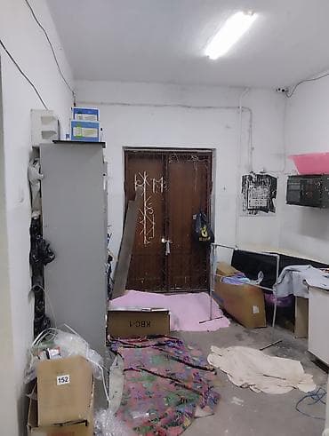 ansari bishkek: - Просторные помещения с высоким потолком и ярким потолочным — 5