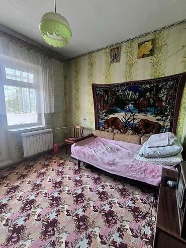 Батирлер: 2 бөлмө, 50 м², Кудайберген автобазары 105-серия, 3 кабат, Эски ремонт — 4