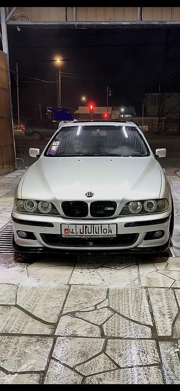 бампер на bmw e39: BMW 5 series: 2002 г., 2.5 л, Автомат, Седан — 1