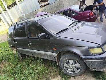 Транспорт: Mitsubishi Space Wagon: 1997 г., 2 л, Механика, Бензин, Минивэн — 7