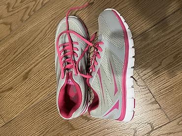 nike react: Женские кроссовки из США. - Размер: 38 (маломерят — лучше на стопу — 3