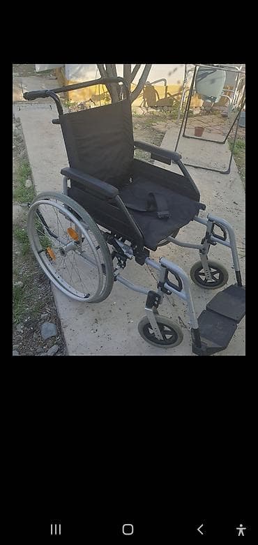Медицинская мебель: Инвалидная коляска + кресло-туалет (комплект) Продаю инвалидную — 2