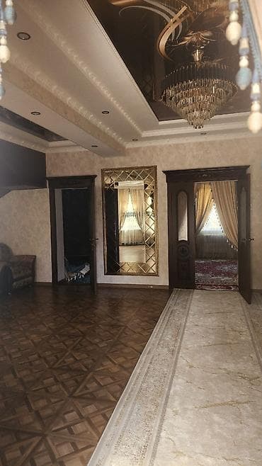 Сдаётся просторный дом с современной отделкой и полной мебелью. - — 3