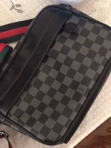 сумка органайзер для документов: Сумка через плечо с шахматным узором в оттенках серого и черного — 2