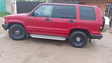 Isuzu Trooper: 1993 г., 3 л, Механика, Бензин, Внедорожник — 6