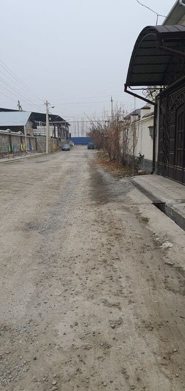 продаю дом кожзавод: Помещение под склад сухой полностью битонирован 2 вход портер может — 6