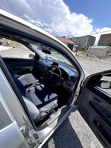 down pipe: Mazda Demio: 2004 г., 1.3 л, Автомат, Бензин, Хэтчбэк — 5