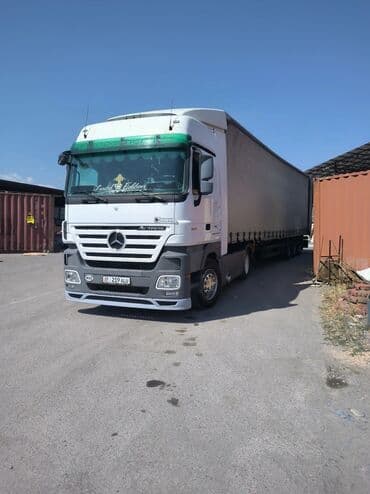 атего 818: Тягач, Mercedes-Benz, 2008 г., Шторный — 9