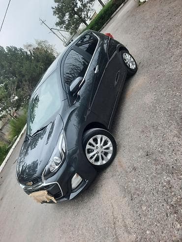 парог на 210: Chevrolet Spark: 2019 г., 1 л, Автомат, Бензин, Хэтчбэк — 2