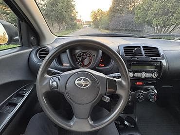 ist: Toyota Ist: 2008 г., 1.8 л, Автомат, Бензин, Хэтчбэк — 10