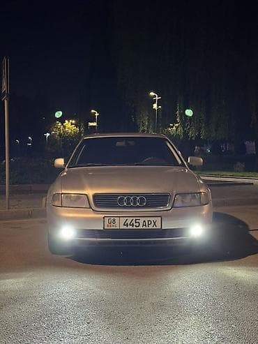 Audi A4: 1995 г., 2 л, Механика, Бензин, Седан — 1