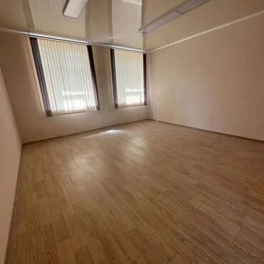 горького дом: Сдаю Офис, 19 м², 1 линия — 4