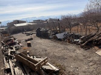 продаю дом село достук конечная 7 автобус: 4 соток, Для строительства, Красная книга — 3