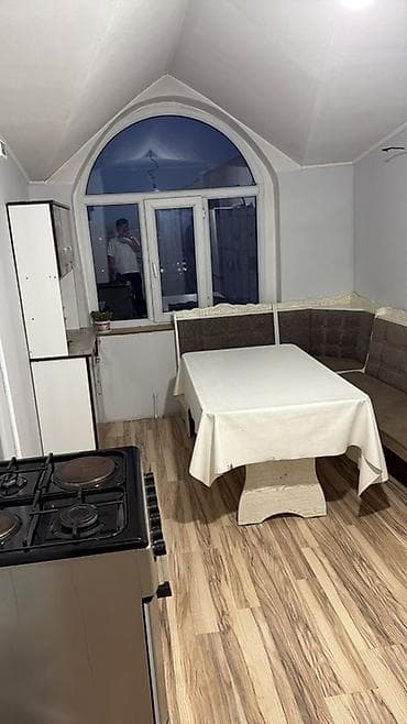 большие бассейны: Сдаётся помещение - Просторная комната с высоким потолком и арочным — 4