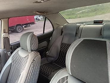 mitsubishi calant: Mitsubishi Galant: 1993 г., Седан — 7