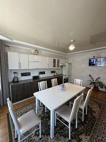 3: 🏡 Үй сатылат | Ала-Тоо 3 📍 Район: Ала-Тоо 3 📐 Жер тилкеси: 4,5 сотых — 7