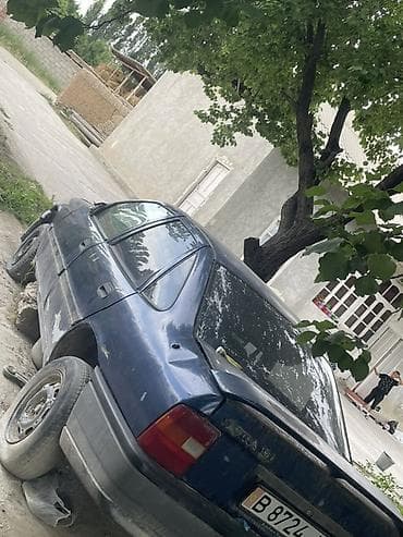 opel: Opel Vectra A, седан, темно-синий цвет. Автомобиль на ходу не — 1