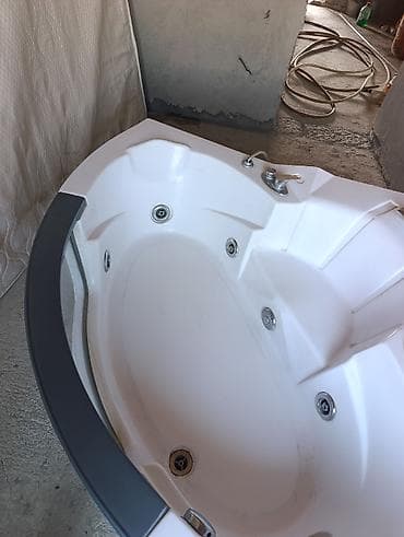 круглый бассейн: Джакузи, Угловая, Акрил — 6