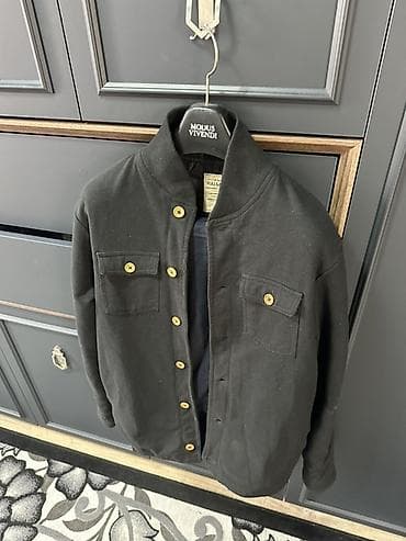 Куртки: Мужская куртка Pull&Bear - Размер: EUR M (MEX 38) - Цвет: черный — 3