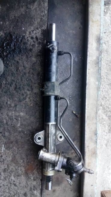 запчасти на мицубиси паджеро 2: Рулевая рейка Mitsubishi 2000 г., Б/у, Оригинал — 1