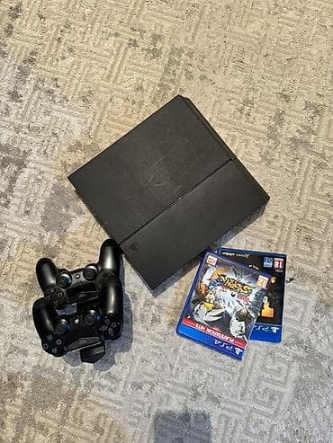 Игровая консоль Sony PlayStation 4 (PS4) с комплектом аксессуаров и