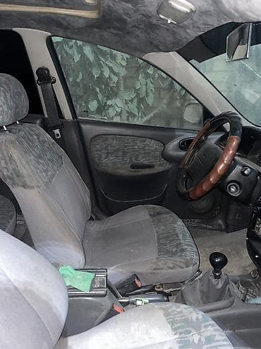 Daewoo Lanos: 1998 г., 1.5 л, Механика, Газ, Седан — 6