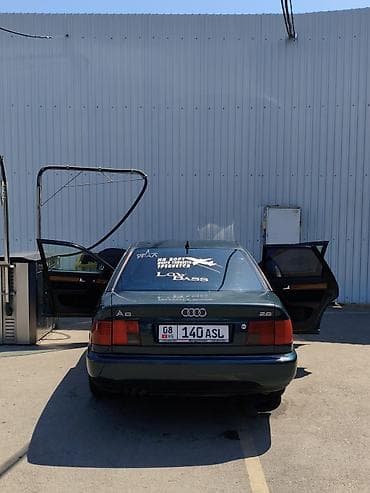 аудио касеты: Audi A6: 1995 г., 2.6 л, Механика, Бензин, Седан — 7