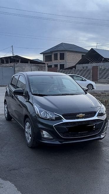 spar: Chevrolet Spark: 2020 г., 1 л, Автомат, Бензин, Хэтчбэк — 2