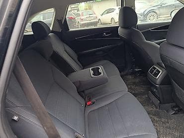 smart fortwo: Kia Sorento: 2019 г., 2.4 л, Автомат, Бензин, Кроссовер — 3