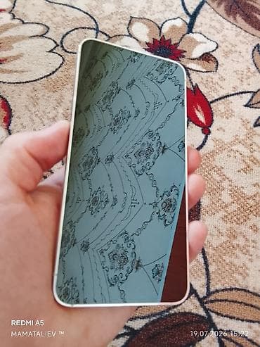 Samsung Galaxy S23, Б/у, 256 ГБ, цвет - Белый, 1 SIM, eSIM — 3