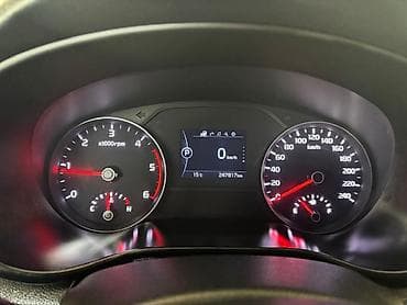 шторка багажника киа спортейдж 4: Kia Sportage: 2017 г., 2 л, Дизель, Кроссовер — 9