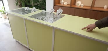 Счетчик, Материал: Дерево, 100 см * 100 см * 60 см, Б/у