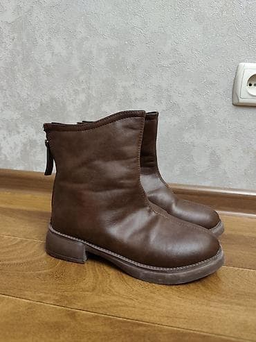 Женские полуботинки/ботинки, коричневые, лаконичного минималистичного