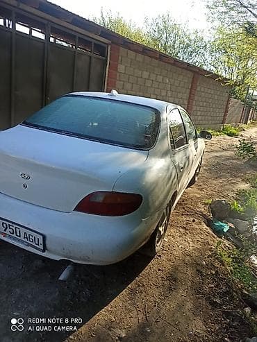 lada priora: Hyundai Tiburon: 1994 г., Купе — 3