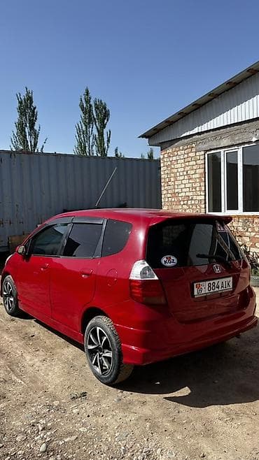 китайские мини электромобили: Honda Fit: 2004 г., 1.5 л, Вариатор, Бензин, Хэтчбэк — 2