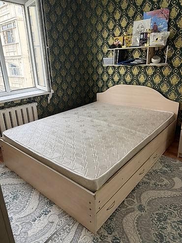 Кровать двуспальная с матрасом и выдвижными ящиками - Размер