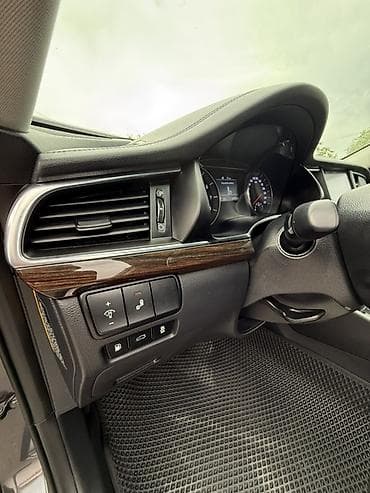 электробай: Kia K7: 2018 г., 2.4 л, Автомат, Бензин, Седан — 10