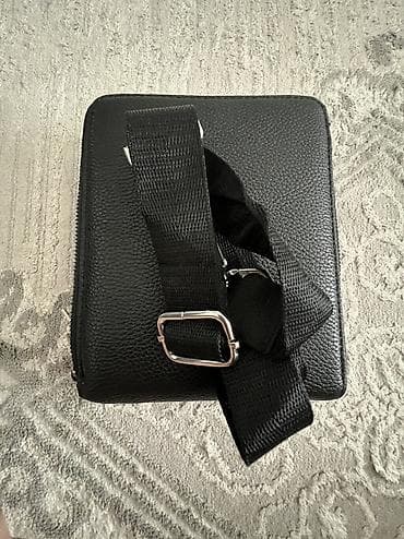 сумка луи виттон: Барсетка, Louis Vuitton, Застежка на молнии, Множество карманов, Разделенные отделения, Б/у — 3