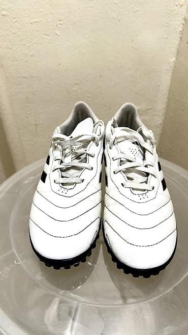 адидас ботас: Продаю сороконожки Adidas оригинал, Заказвыал с Японии, размер 40, но — 2