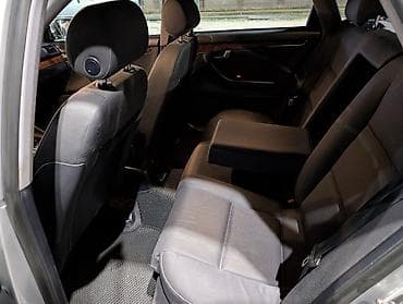 ауди а6 с4 1: Audi A4: 2002 г., 2.8 л, Кол менен иштөөчү, Бензин, Седан — 10