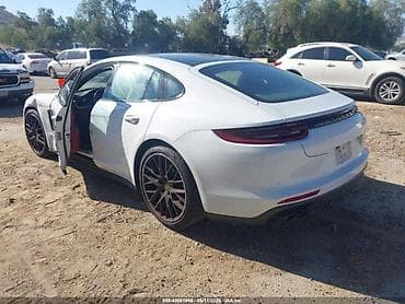 Продажа авто: Porsche Panamera 4: 2020 г., 3 л, Автомат, Бензин — 7