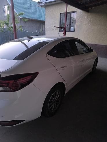 sonata 2017: Hyundai Elantra: 2019 г., 1.6 л, Автомат, Бензин, Седан — 4