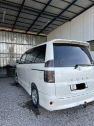 форанер 2020: Toyota Noah: 2003 г., 2 л, Автомат, Бензин, Минивэн — 5