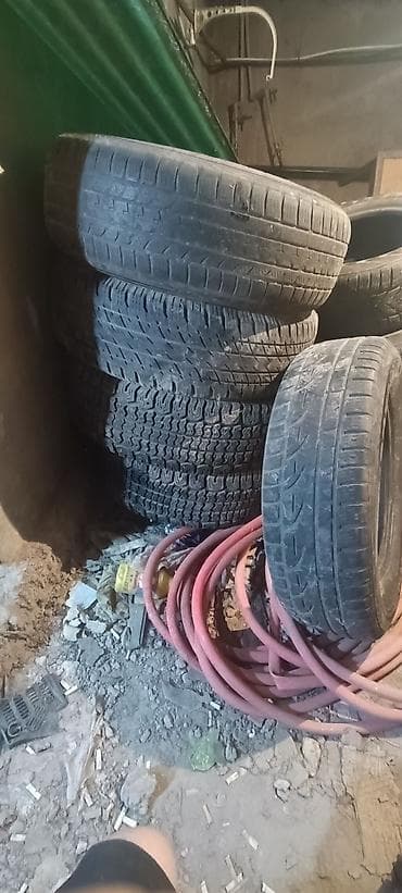 Комплект автомобильных шин - Размер: 215/70 R16. три шины — 1