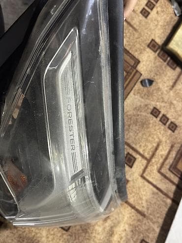 щелевая лампа: Фара передняя для Subaru Forester - Оригинальный блок фары с — 1