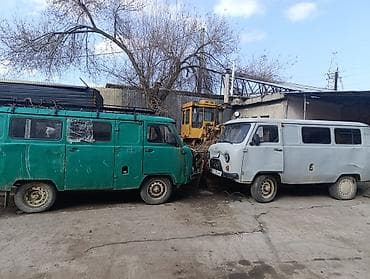 пирцеп на камаз: УАЗ 452 Buhanka: 2013 г., Фургон — 1