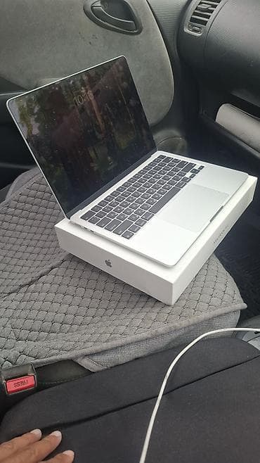 macbook air 2015: Apple MacBook Air М4 (серебристый) в комплекте с фирменной коробкой — 4