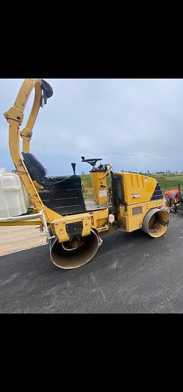Транспорт: Каток AMMANN AV20 Двухвальцовый вибрационный дорожный каток — 3