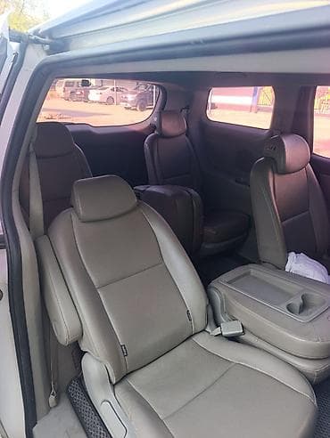 bcd com kg 2022: Kia Carnival: 2017 г., 2.2 л, Автомат, Дизель, Минивэн — 6